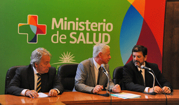 Ministro Jorge Basso, en conferencia de prensa