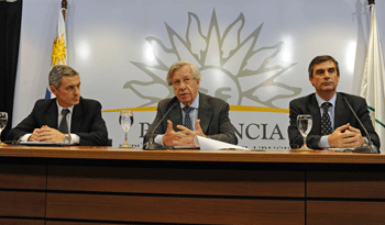 Dibarbure, Astori y García en conferencia de prensa Dibarbure, Astori y García en conferencia de prensa