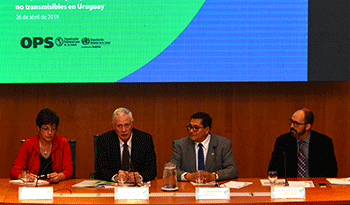 Autoridades en el “Primer encuentro estratégico: La salud en la agenda país” Autoridades en el “Primer encuentro estratégico: La salud en la agenda país”