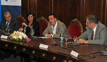 Autoridades de gobierno en congreso “Políticas públicas para la reducción del riesgo de desastres” Autoridades de gobierno en congreso “Políticas públicas para la reducción del riesgo de desastres”