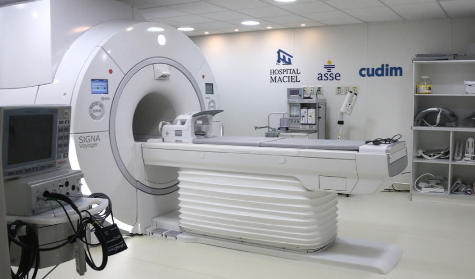Resonador magnético ubicado en el Hospital Maciel