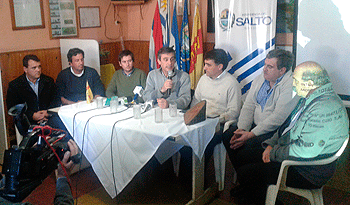Director de OPP, Álvaro García, en barrio Ceibal de Salto Director de OPP, Álvaro García, en barrio Ceibal de Salto