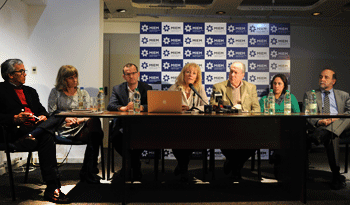 Máximos jerarcas de Trabajo e Industria en conferencia de prensa. Máximos jerarcas de Trabajo e Industria en conferencia de prensa.