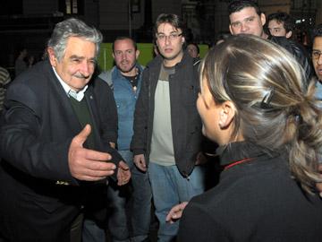 Sin imagen Sin imagen