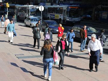 Avenida 18 de Julio de Montevideo Avenida 18 de Julio de Montevideo