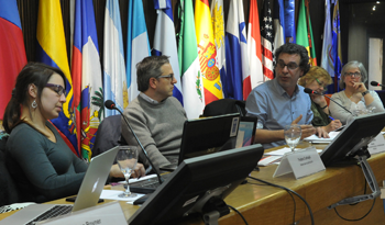 Presentación de la publicación “Clases medias en Uruguay. Entre la consolidación y la vulnerabilidad” Presentación de la publicación “Clases medias en Uruguay. Entre la consolidación y la vulnerabilidad”