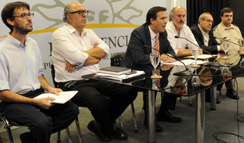 Autoridades nacionales y departamentales en conferencia de prensa en Torre Ejecutiva Autoridades nacionales y departamentales en conferencia de prensa en Torre Ejecutiva