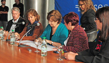 Firma del convenio entre ASSE y el Mides Firma del convenio entre ASSE y el Mides