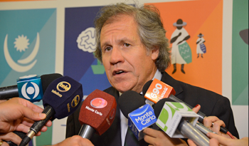 Luis Almagro, canciller de la República Luis Almagro, canciller de la República