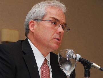 Encargado de negocios de la Embajada de Estados Unidos en Uruguay, Tom Lloyd Encargado de negocios de la Embajada de Estados Unidos en Uruguay, Tom Lloyd