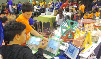 Jóvenes en Olimpíada convocada por Plan Ceibal Jóvenes en Olimpíada convocada por Plan Ceibal