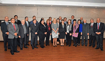 Ministra Carolina Cosse con participantes del del Foro Iberoamericano de Organismo Reguladores Radiológicos y Nucleares Ministra Carolina Cosse con participantes del del Foro Iberoamericano de Organismo Reguladores Radiológicos y Nucleares