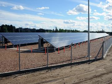 Paneles fotovoltaicos instalados en Salto Paneles fotovoltaicos instalados en Salto