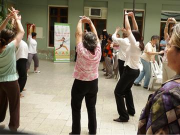 Gente haciendo deporte Gente haciendo deporte