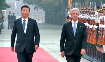 Xi Jinping y Tabaré Vázquez Xi Jinping y Tabaré Vázquez
