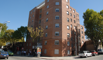 Edificio ya inaugurado. Foto de archivo