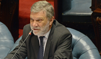 Ministro de Industria, Energía y Minería, Roberto Kreimerman Ministro de Industria, Energía y Minería, Roberto Kreimerman