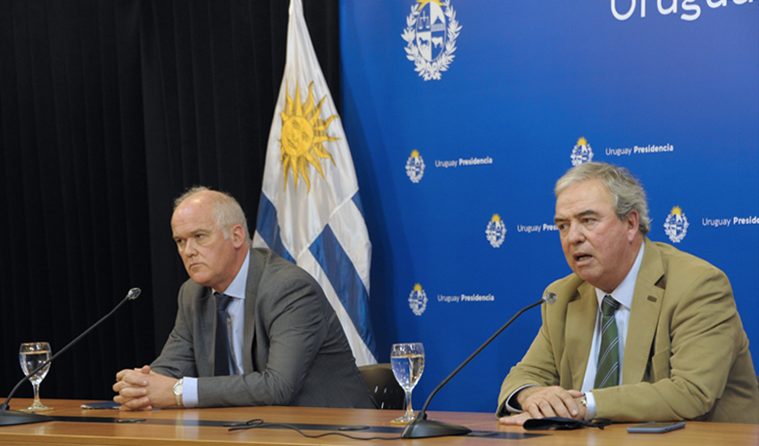 Ministro de Transporte, Luis Alberto Heber, y subsecretario Juan José Olaizola