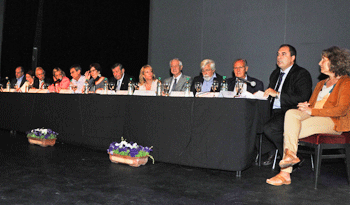 Autoridades en la presentación de la Estrategia Nacional de Género Autoridades en la presentación de la Estrategia Nacional de Género