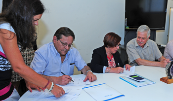 Firma del convenio entre el MSP y mutualista de Artigas por CTI Firma del convenio entre el MSP y mutualista de Artigas por CTI