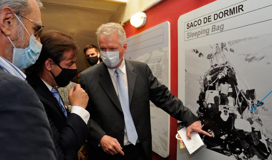 Presidente Luis Lacalle Pou en el museo Andes 1972 Presidente Luis Lacalle Pou en el museo Andes 1972