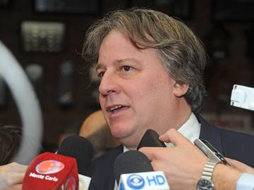 Ministro de Economía, Fernando Lorenzo Ministro de Economía, Fernando Lorenzo