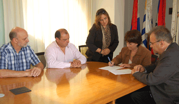 Firma del convenio entre el INAU y Unicef Firma del convenio entre el INAU y Unicef