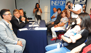 Acto tras firma de convenio entre BPS e Inefop Acto tras firma de convenio entre BPS e Inefop