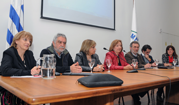 Autoridades de la educación celebran los 10 años del Programa Maestros Comunitarios Autoridades de la educación celebran los 10 años del Programa Maestros Comunitarios