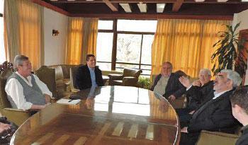 Reunión entre el secretario ejecutivo de la JND, Milton Romani, y el intendente de Maldonado, Enrique Antía Reunión entre el secretario ejecutivo de la JND, Milton Romani, y el intendente de Maldonado, Enrique Antía