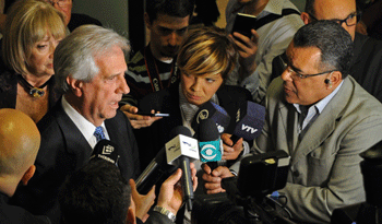 Declaraciones a la prensa del presidente Tabaré Vázquez Declaraciones a la prensa del presidente Tabaré Vázquez