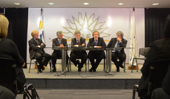 Firma de convenio entre el BID y la Comisión Mixta de Salto Grande Firma de convenio entre el BID y la Comisión Mixta de Salto Grande