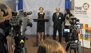 Conferencia de prensa de Tabaré Vázquez, en Nueva York Conferencia de prensa de Tabaré Vázquez, en Nueva York