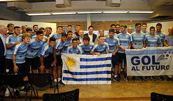 Entrega del Pabellón Nacional a la selección de fútbol sub-20 Entrega del Pabellón Nacional a la selección de fútbol sub-20