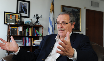 Ministro de Educación y Cultura, Ricardo Ehrlich Ministro de Educación y Cultura, Ricardo Ehrlich