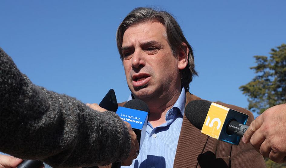 Presidente de Mevir, Juan Pablo Delgado, en entrevista con los medios de comunicación Presidente de Mevir, Juan Pablo Delgado, en entrevista con los medios de comunicación