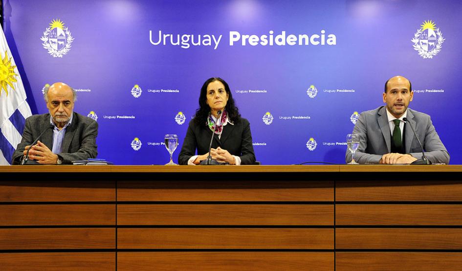 Arbeleche, Mieres y Lema en conferencia de prensa