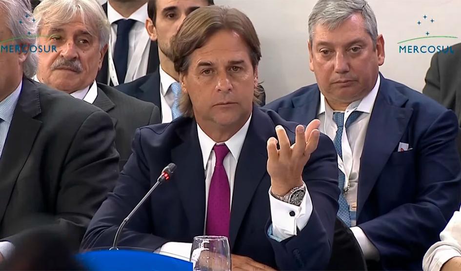 Presidente Luis Lacalle Pou durante su oratoria en la LXII Cumbre del Mercosur