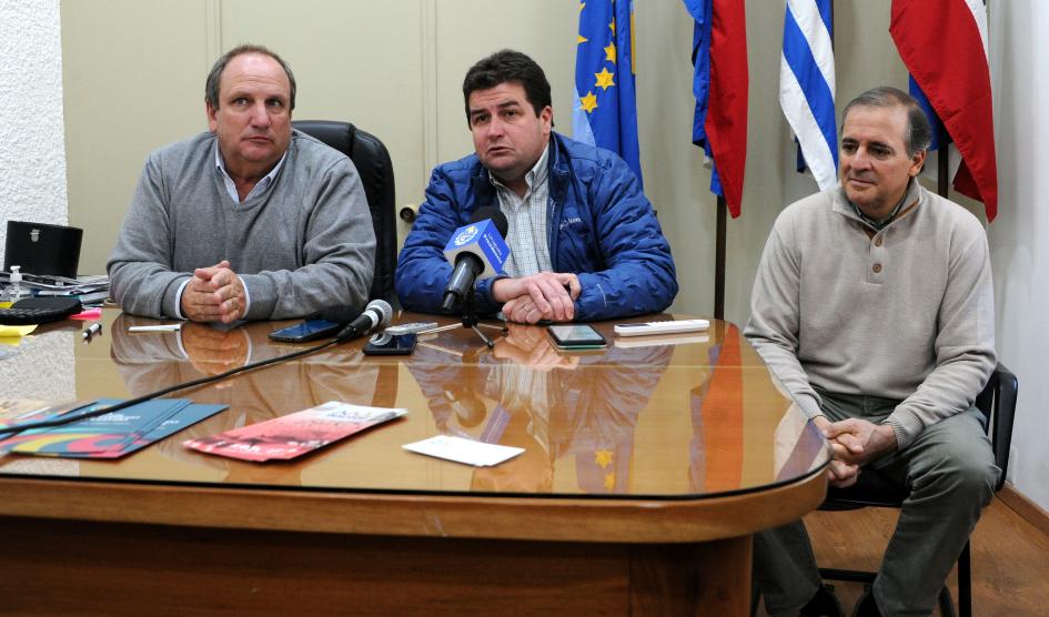 Autoridades de Inacoop y Durazno