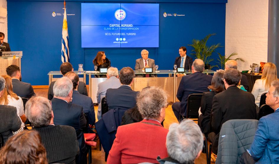 Ministro Viera en lanzamiento festival Gramado