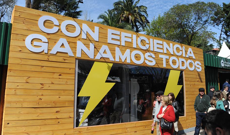 Stand del MIEM en Expo Prado