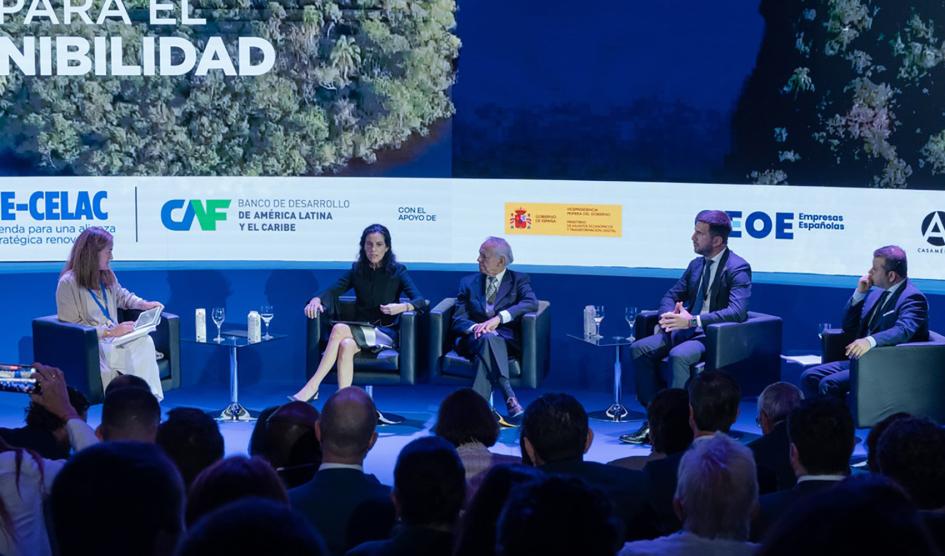 Conferencia organizada por el Banco de Desarrollo de América Latina (CAF)