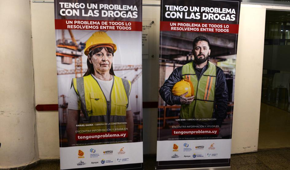 Afiches relacionados al sector de la construcción