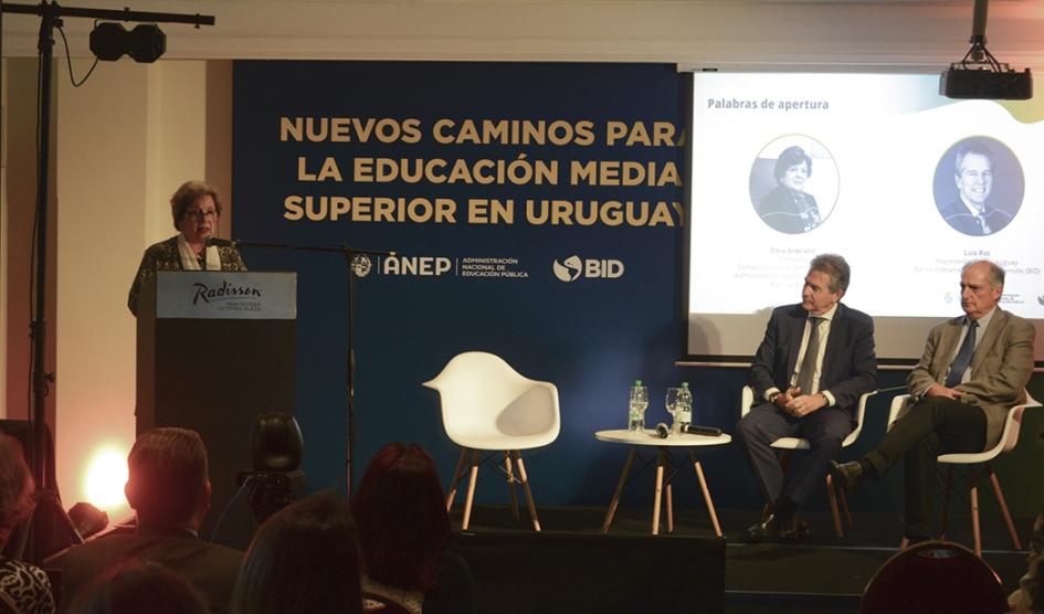 La consejera de la ANEP, Dora Graziano, durante su exposición en el evento La consejera de la ANEP, Dora Graziano, durante su exposición en el evento