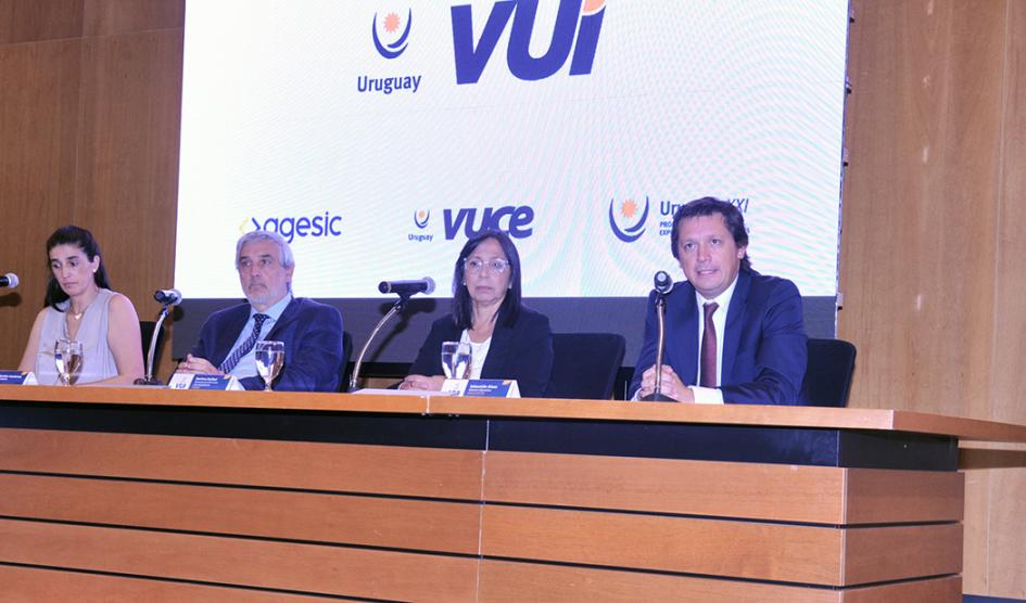 Lanzamiento de Ventanilla Única de Inversiones