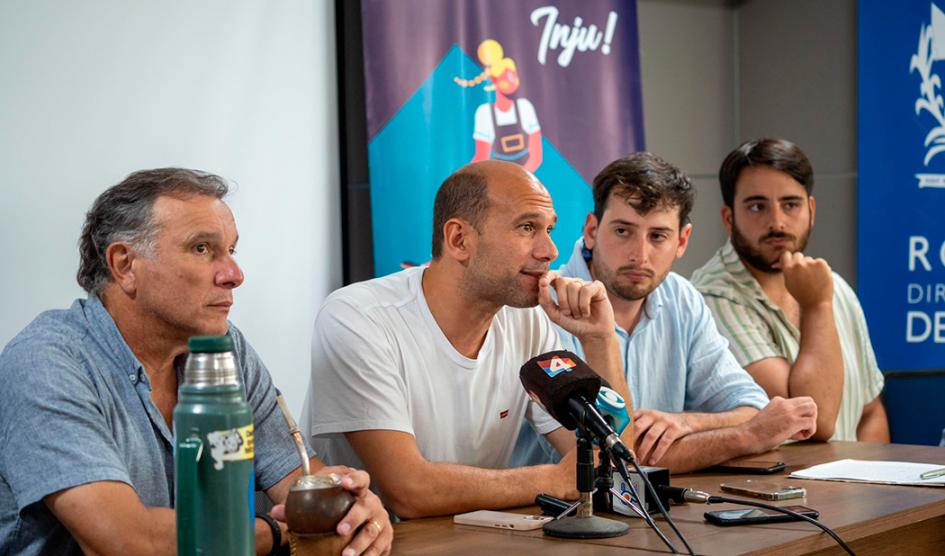 Martín Lema y autoridades