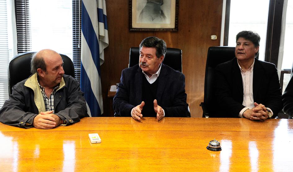 Firma de acuerdo entre INC y Plan Agropecuario del MGAP