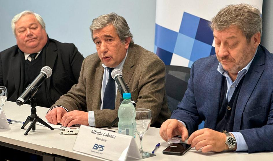 Aritzi y Cabrera firman acuerdo