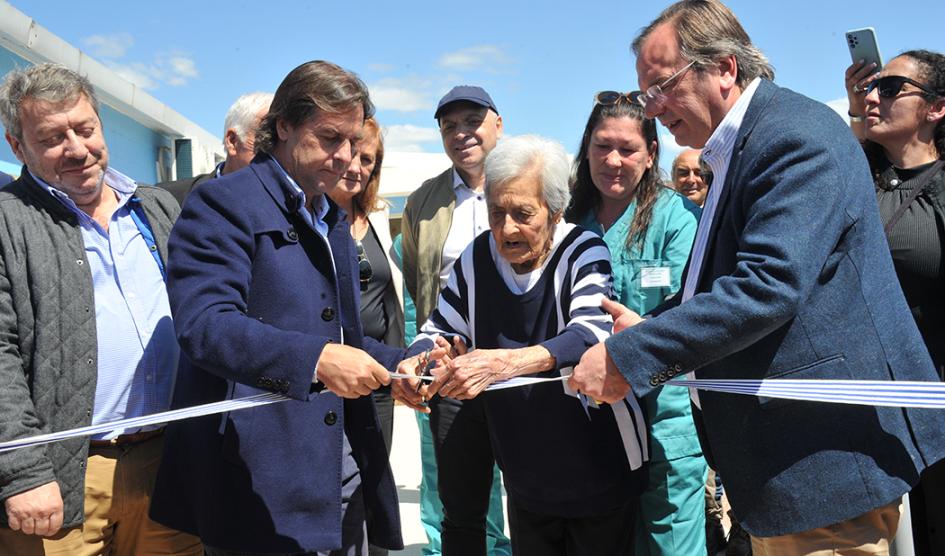 Lacalle, Falero y residentes del hogar