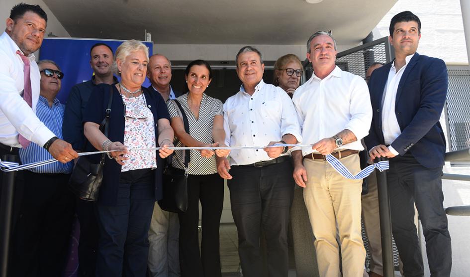 Inauguración obras en policlínica de Maracaná Sur